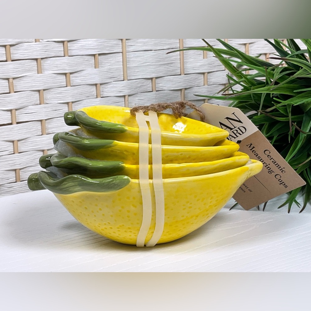 NWT- Urban Cupboard Lemon Ceramic Measuring Cups -4 Piece
